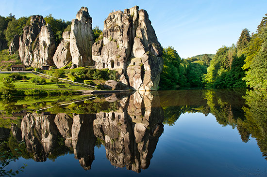 Wandern in NRW: Die Externsteine in Bad Meinberg, Foto: A. Hub, Teutoburger Wald Tourismus